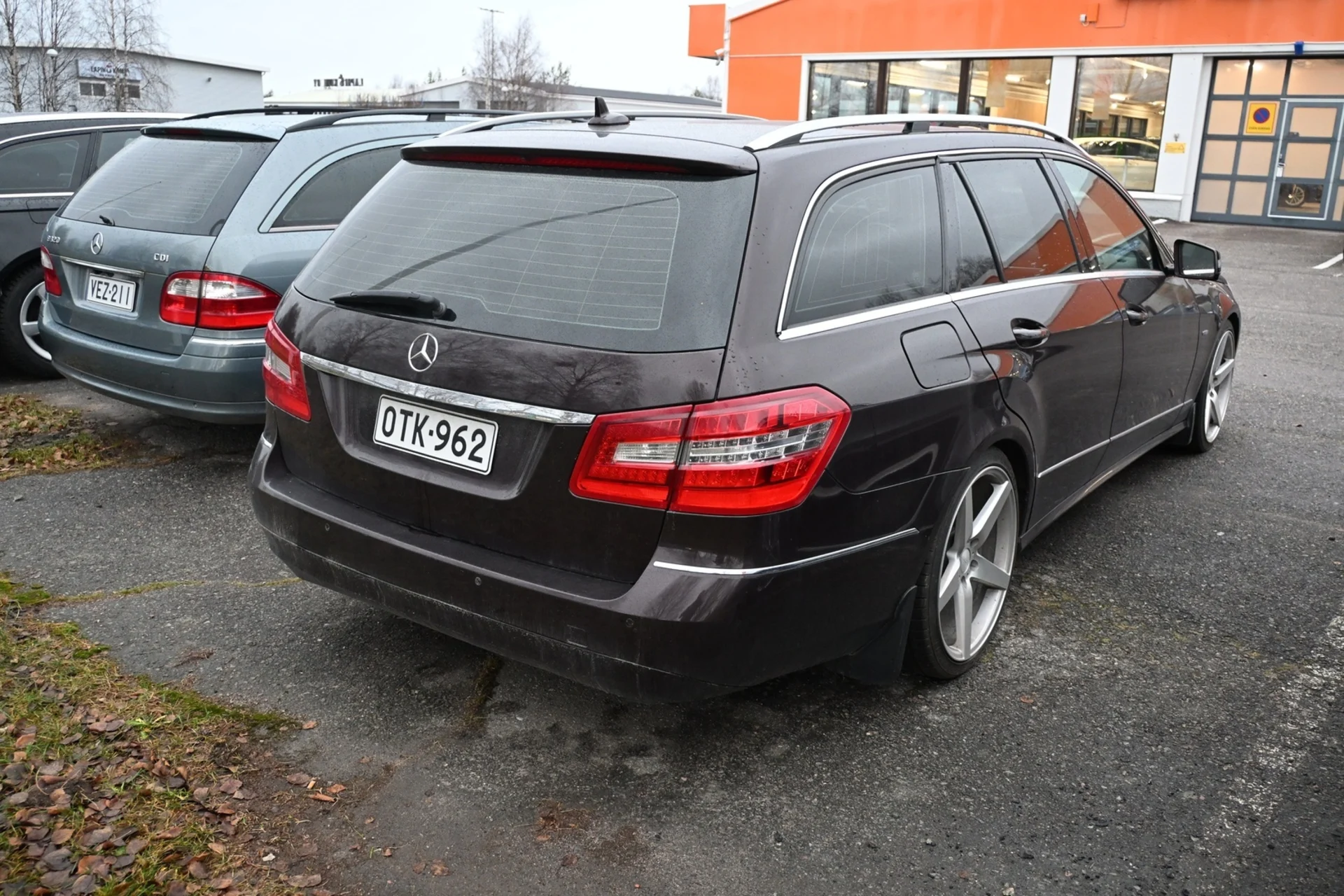 Car Image - 3nGXF8lVhuxmrLlZHsj8QK