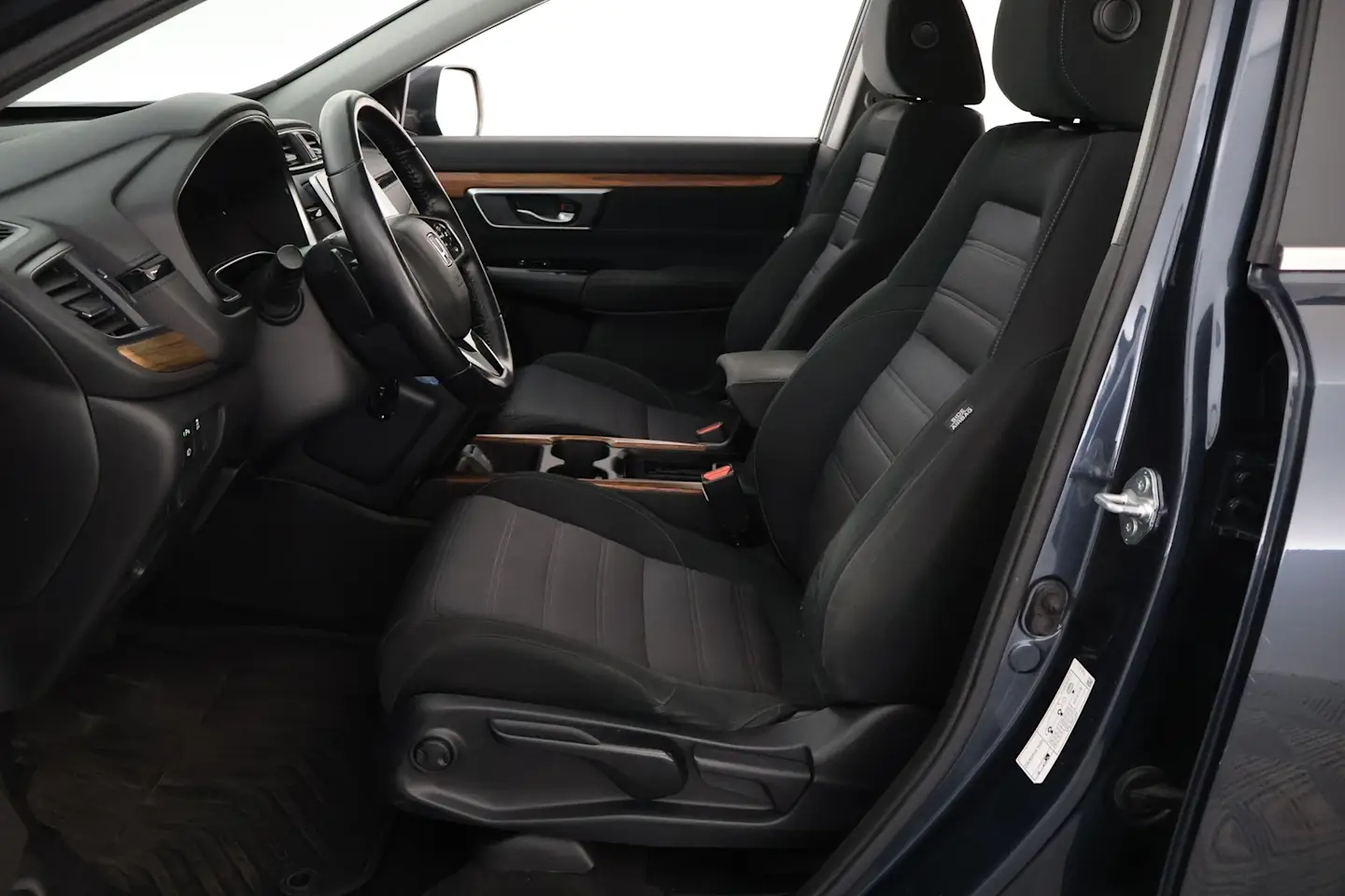 Car Image - 1hXmMYF85YESook5btj8TR