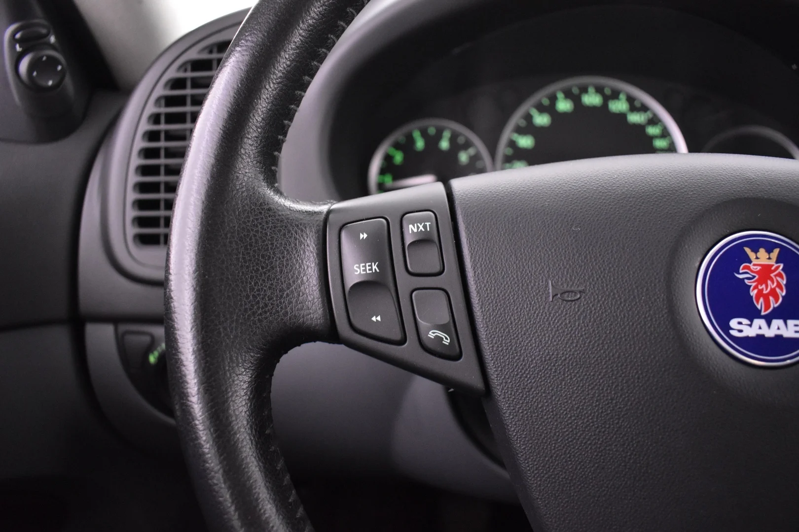 Car Image - 5xckQtgy75ZlozncxsfCc3