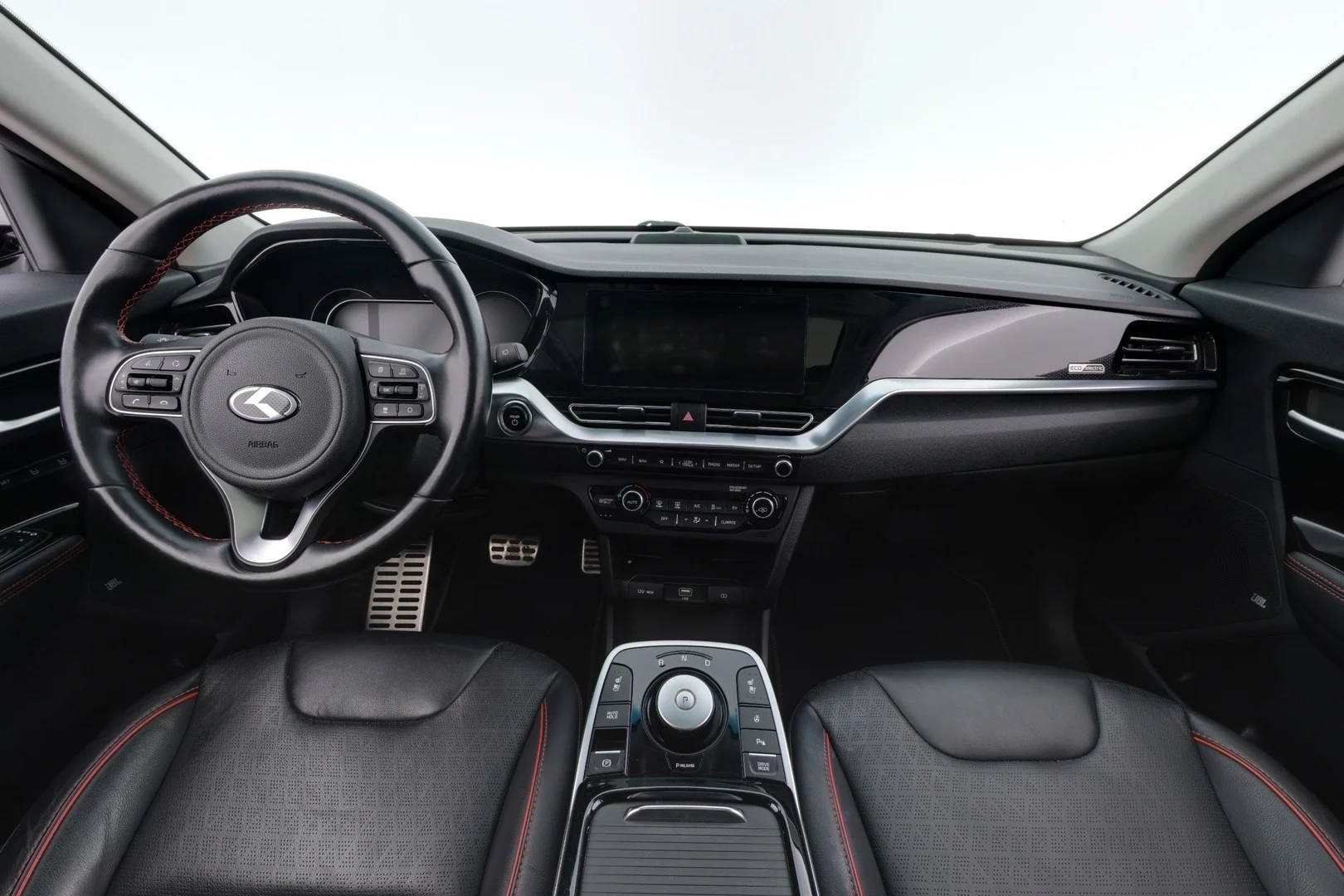 Car Image - 1Uaad4o6bjKxvJTGO0rbWy