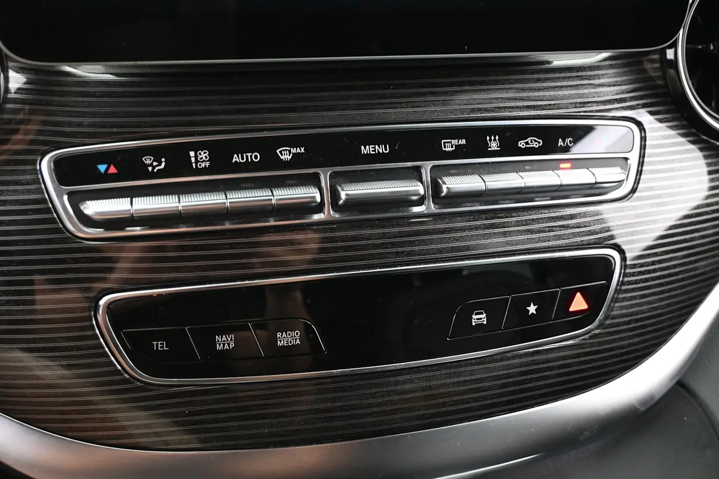 Car Image - 1KVC5KjoAOwUEIVlwmcQZj