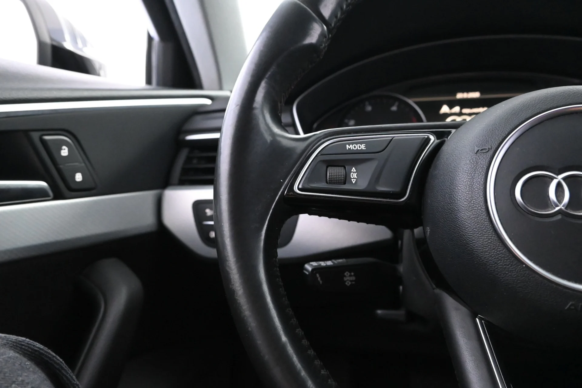 Car Image - 2A1Rk5YV7nTIVQNIiacGlt