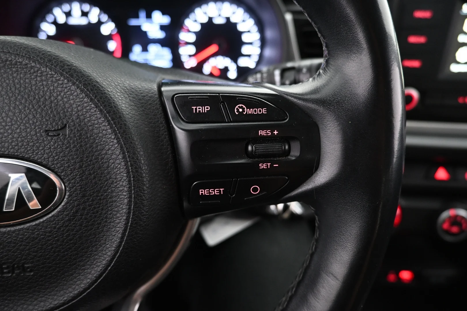 Car Image - qRmnxQs54oTBNyn8TorZa