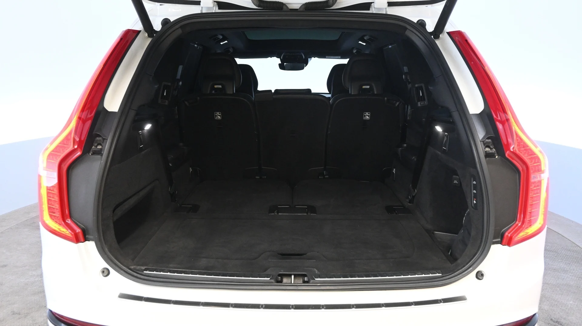 Car Image - 53QRRrm5nyxEyptJ8X46OO