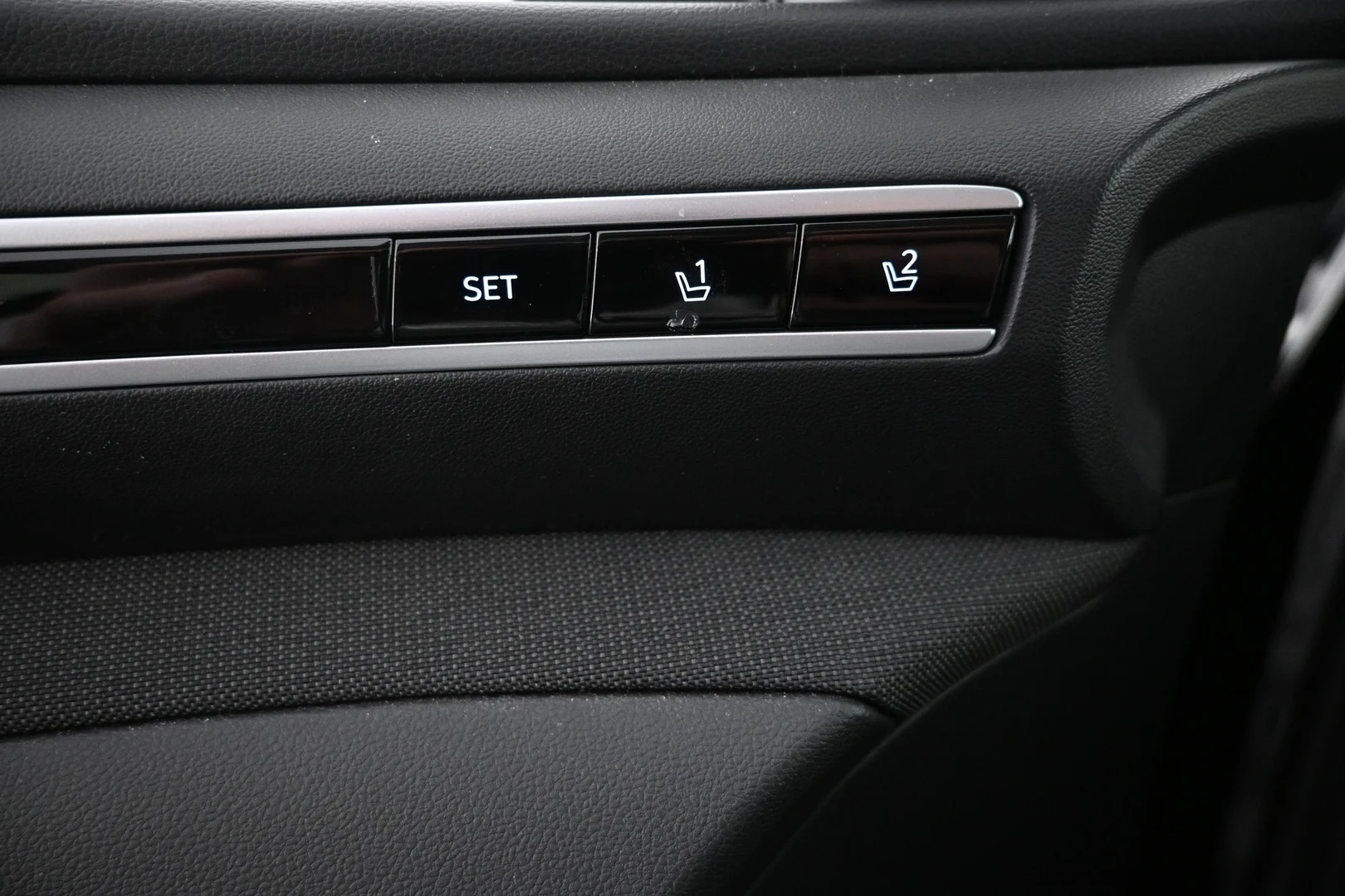 Car Image - 1QSUcuaIItdu6dRqCnSXOk