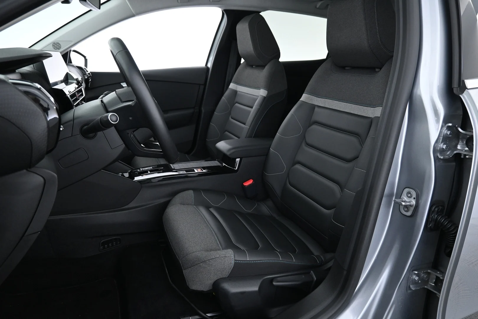 Car Image - 7viBqo7RmEZFmwgbXJwI4q