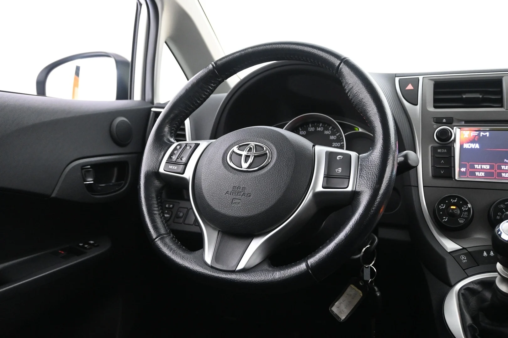 Car Image - 3uUEZmQM4RfNmrbs2m713t