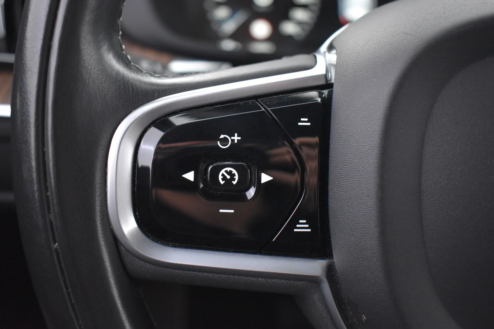 Car Image - 6jCWAMtFjhbk1PSb8QdAMk
