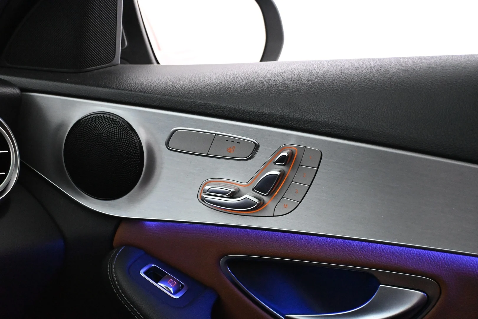 Car Image - 71QH8LBWgkKuNccRgFzfOR