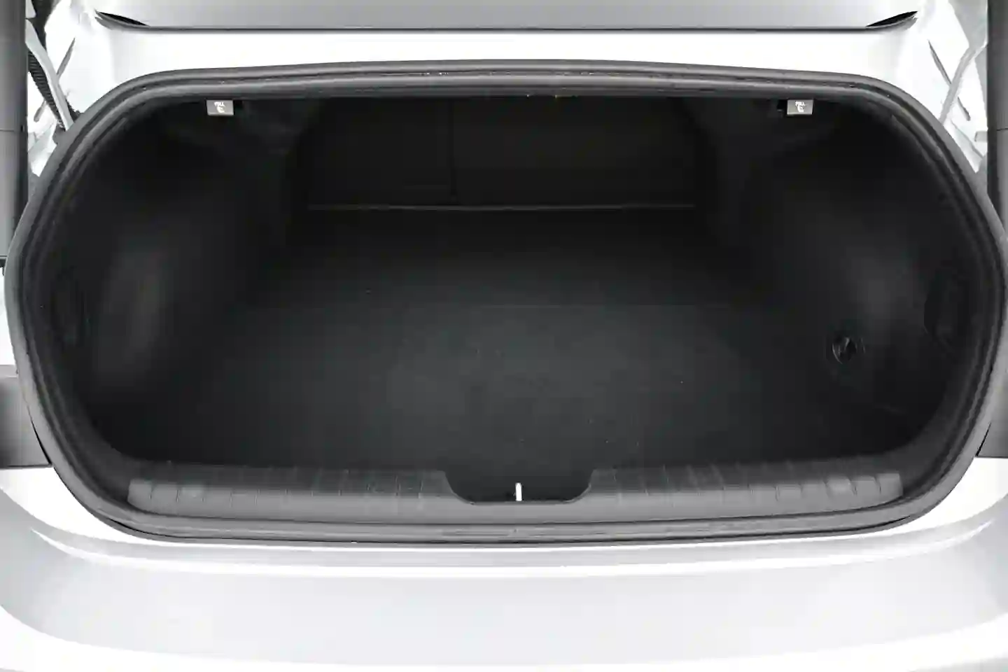 Car Image - 2mt0dG0GzLDJq7tQntmA1p