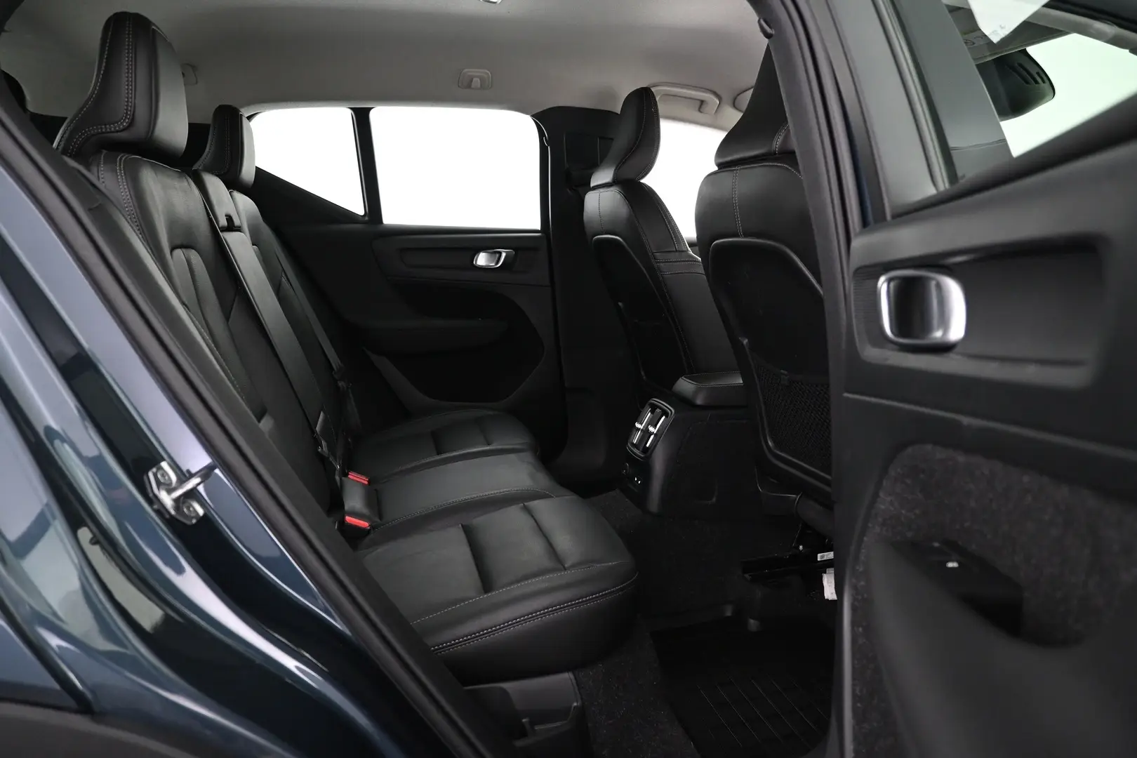 Car Image - 7jDtVyfYcLF7llFo3vfHBZ