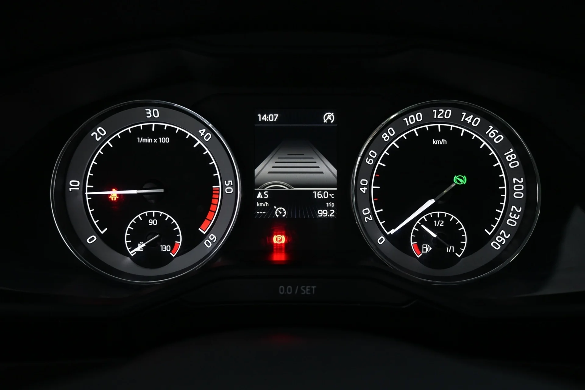 Car Image - 3cg8e9y12WzkCdigtxznQv