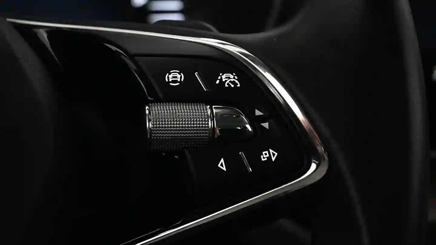Car Image - 4asvYv8OmEsXSdr0dWaDBl