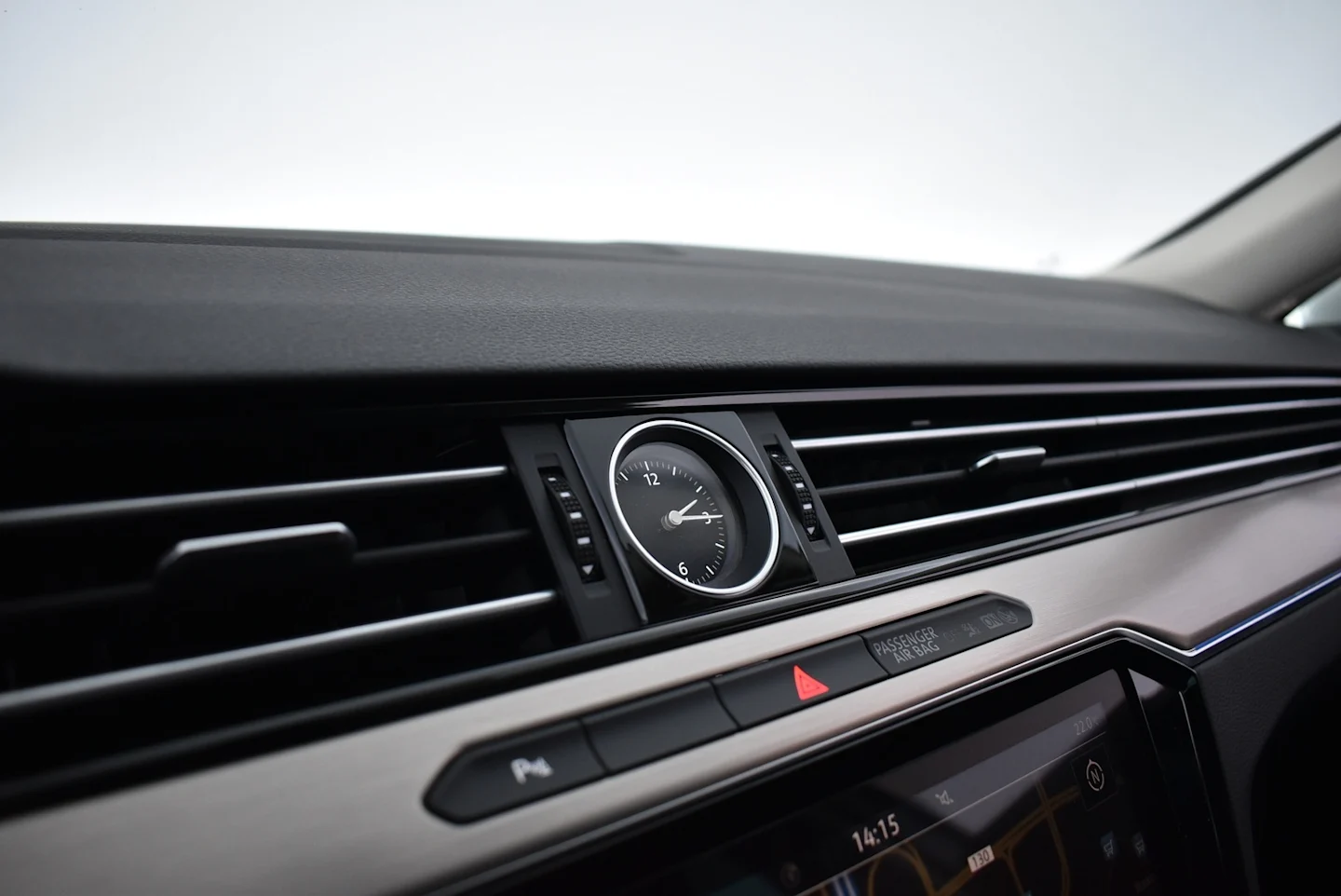 Car Image - CBLQ5gAoPwpCgIDHMj8a9