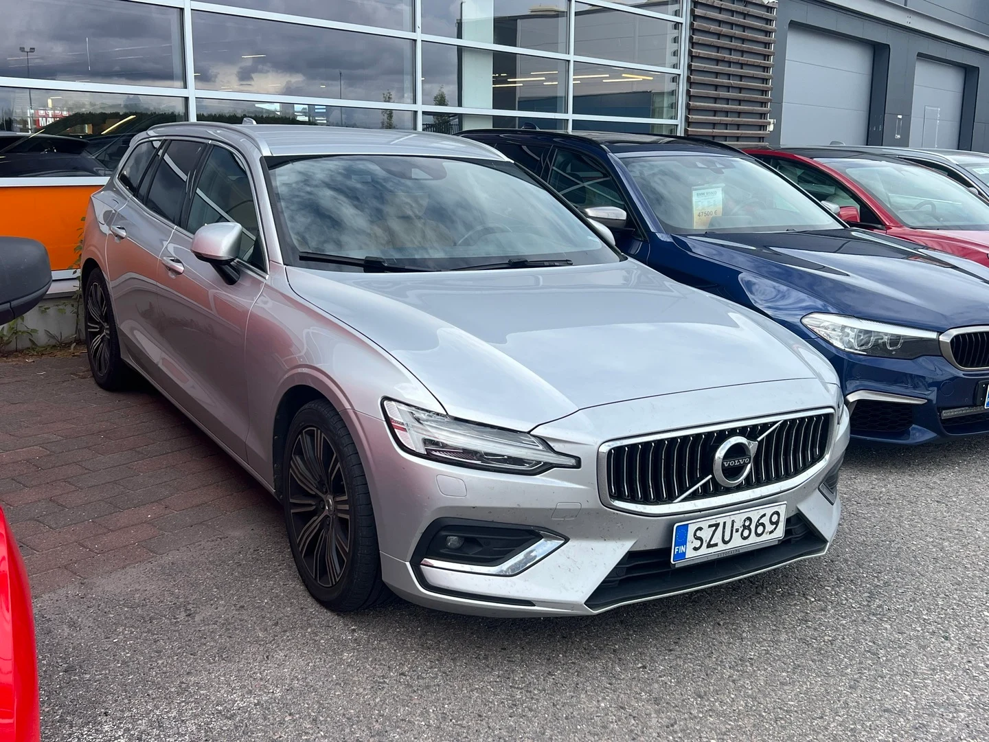 Car Image - FAnFkY9WDryQiR6cQXudq