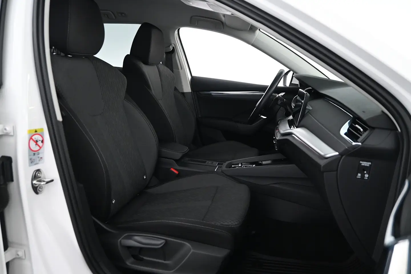Car Image - 7xtCRWYQx6p1ZO3khQ2vrO