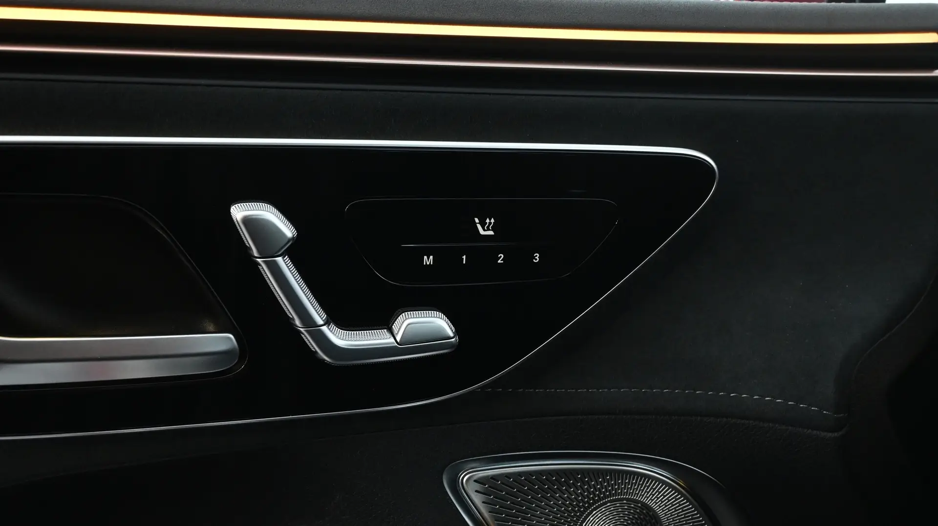 Car Image - 6LXVVvOFPMsFHuaruzLgP4