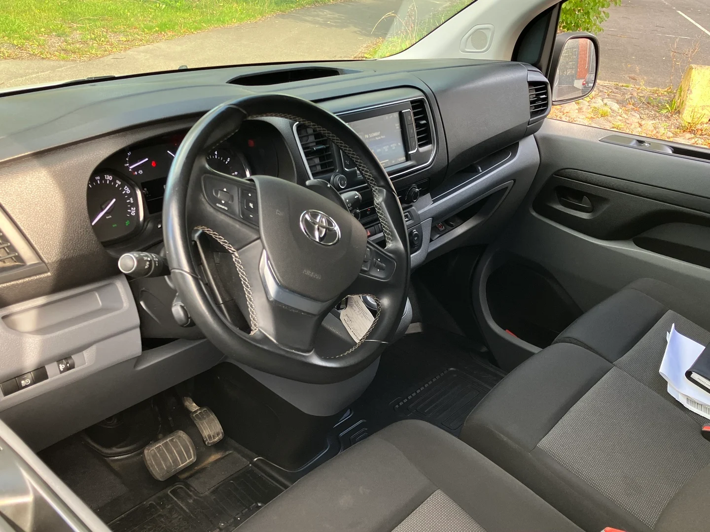Car Image - 5gVtyKQlewZGLx2oE6wo9I
