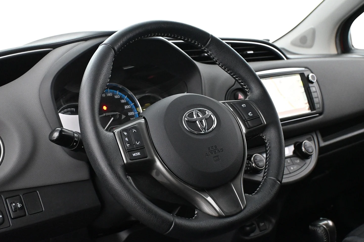 Car Image - 5hSmcreshy2YiwcCDxzW0U