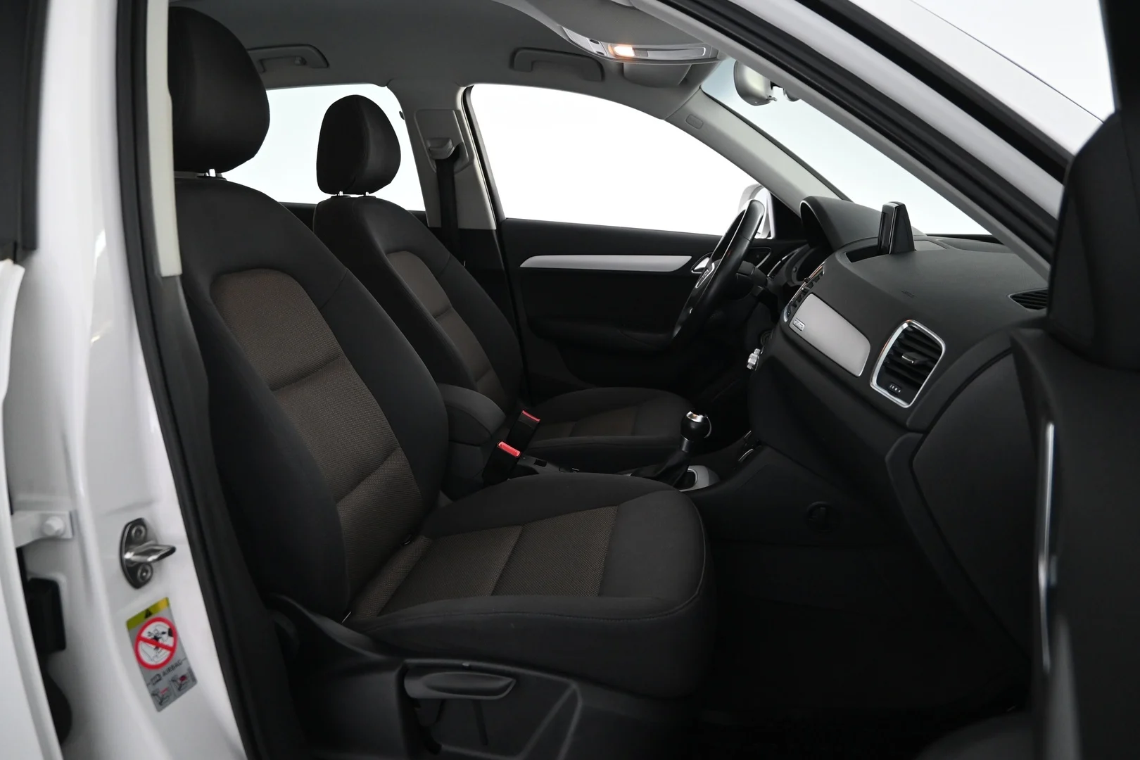Car Image - 1yUQf2nrOcEmGuMXXDIwTZ
