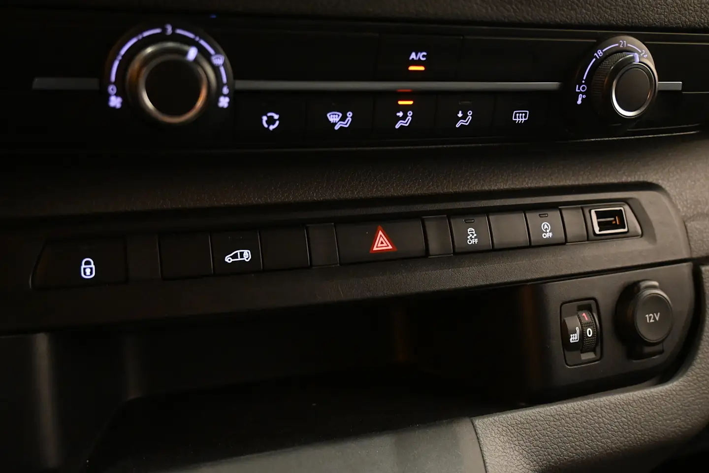 Car Image - 1kX3VQB4ncQfCmPfe7slfB