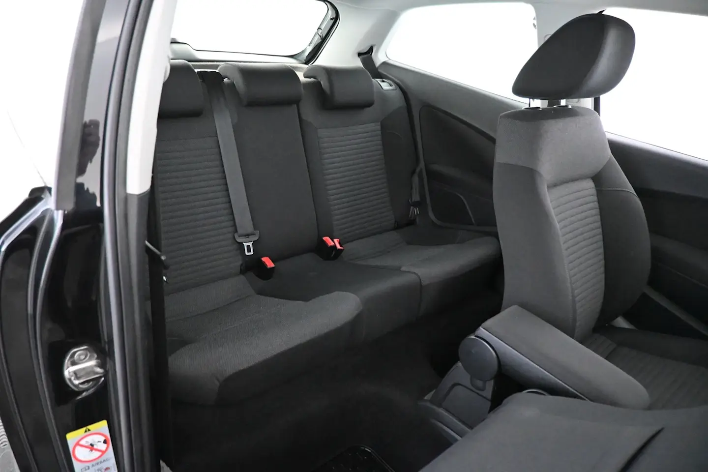 Car Image - 4p9zwhhqlZMiocGPmuuvZ3