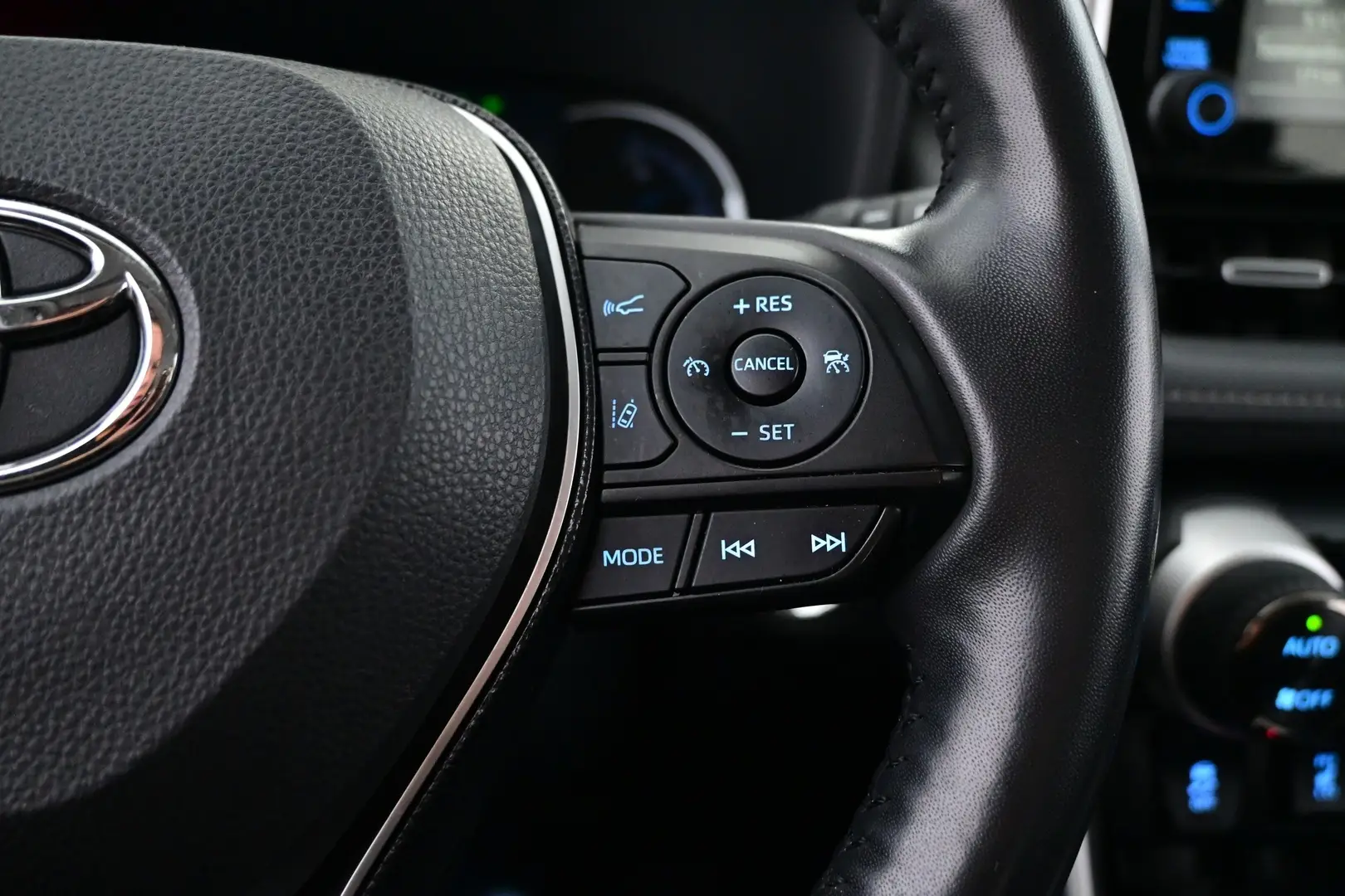 Car Image - 6Bt0nq941zqG0yDww8aaHh