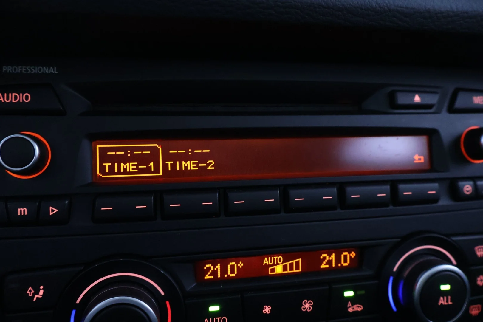 Car Image - 1xCG60pM0H2XI4LnMPjCCu