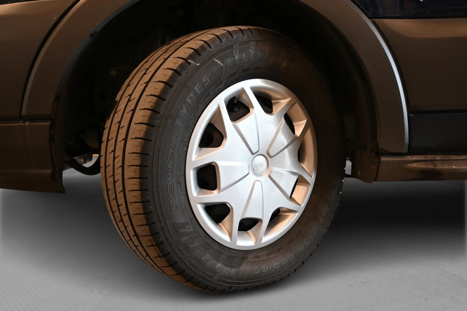 Car Image - 3HhVVMbJmLoK4Nq5mFLxqK