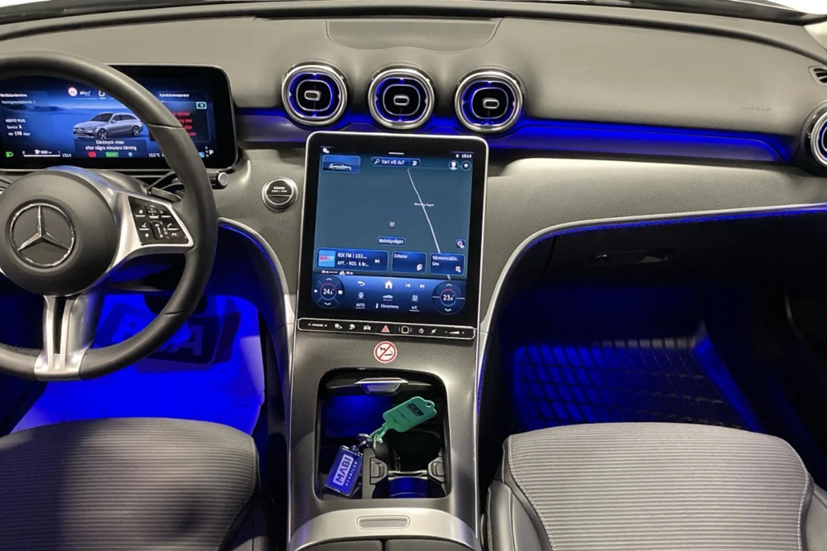 Car Image - 1dsd9li11IhJU3shBFj2ja
