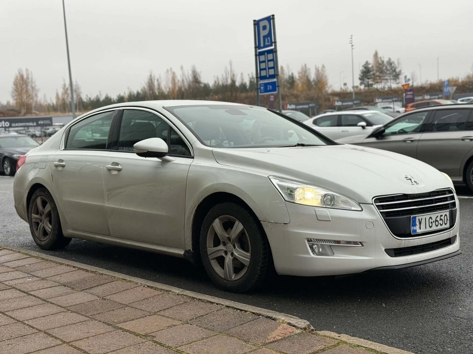 Car Image - 2rutqAn32AlBPOEljUgGSe