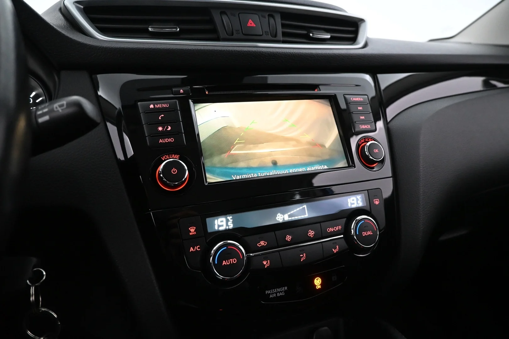 Car Image - NB9ER67XeQs2ujXOfAxdp