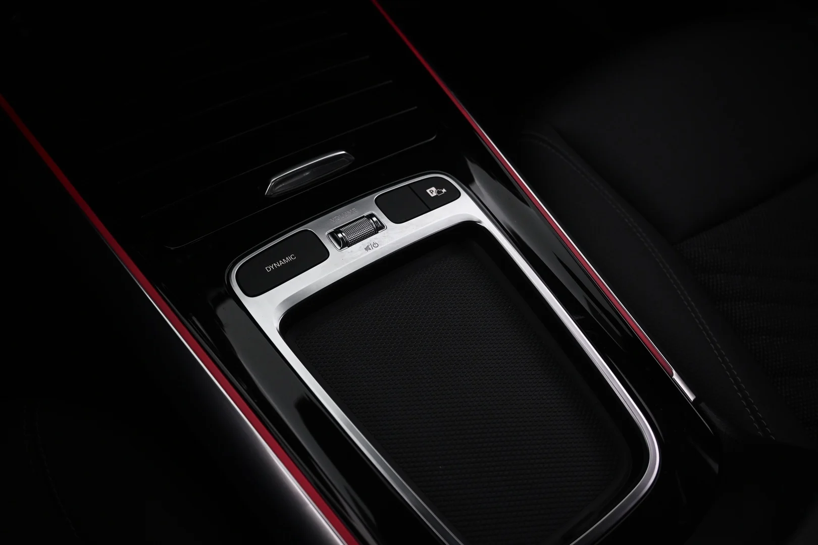 Car Image - 1hGFeXu7AxSyPLJNa9t1Qh