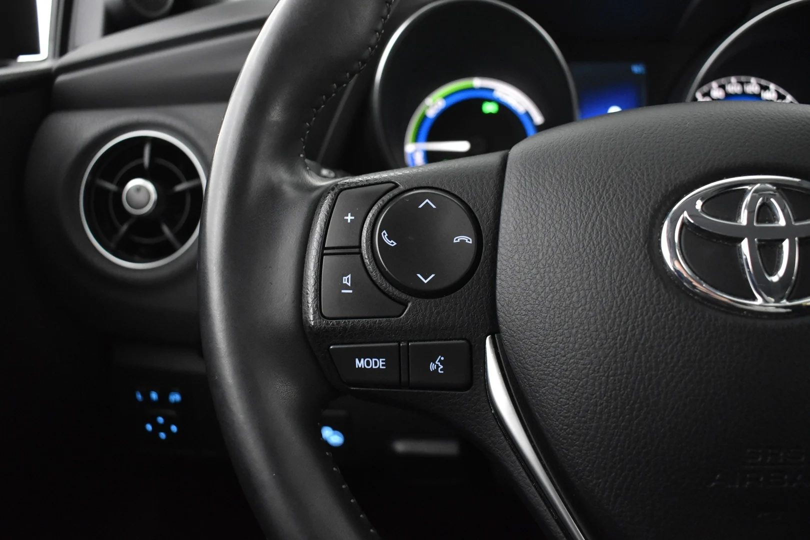 Car Image - 5PZGQZTDnxCborZZ4WCZk6