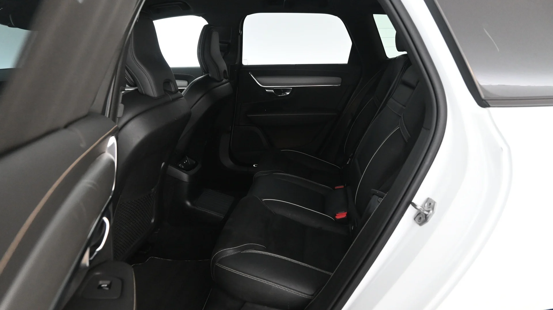 Car Image - 2MlB406bUQwulLx7wu5hBX