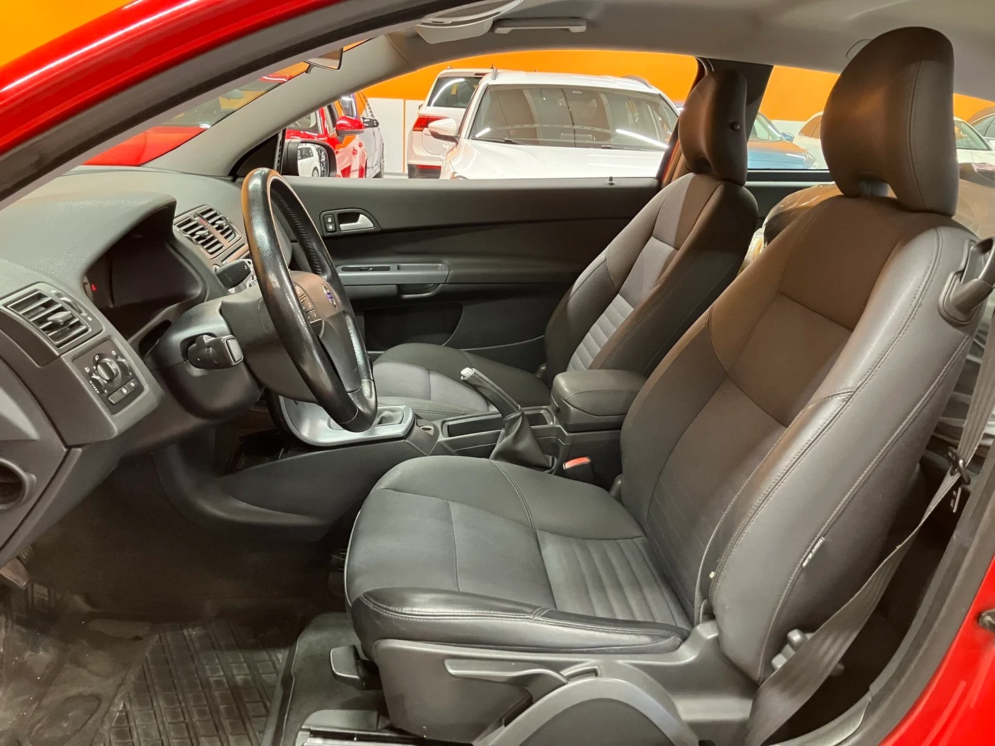 Car Image - 32y1E0eRJiNoVlpXdIOHmS