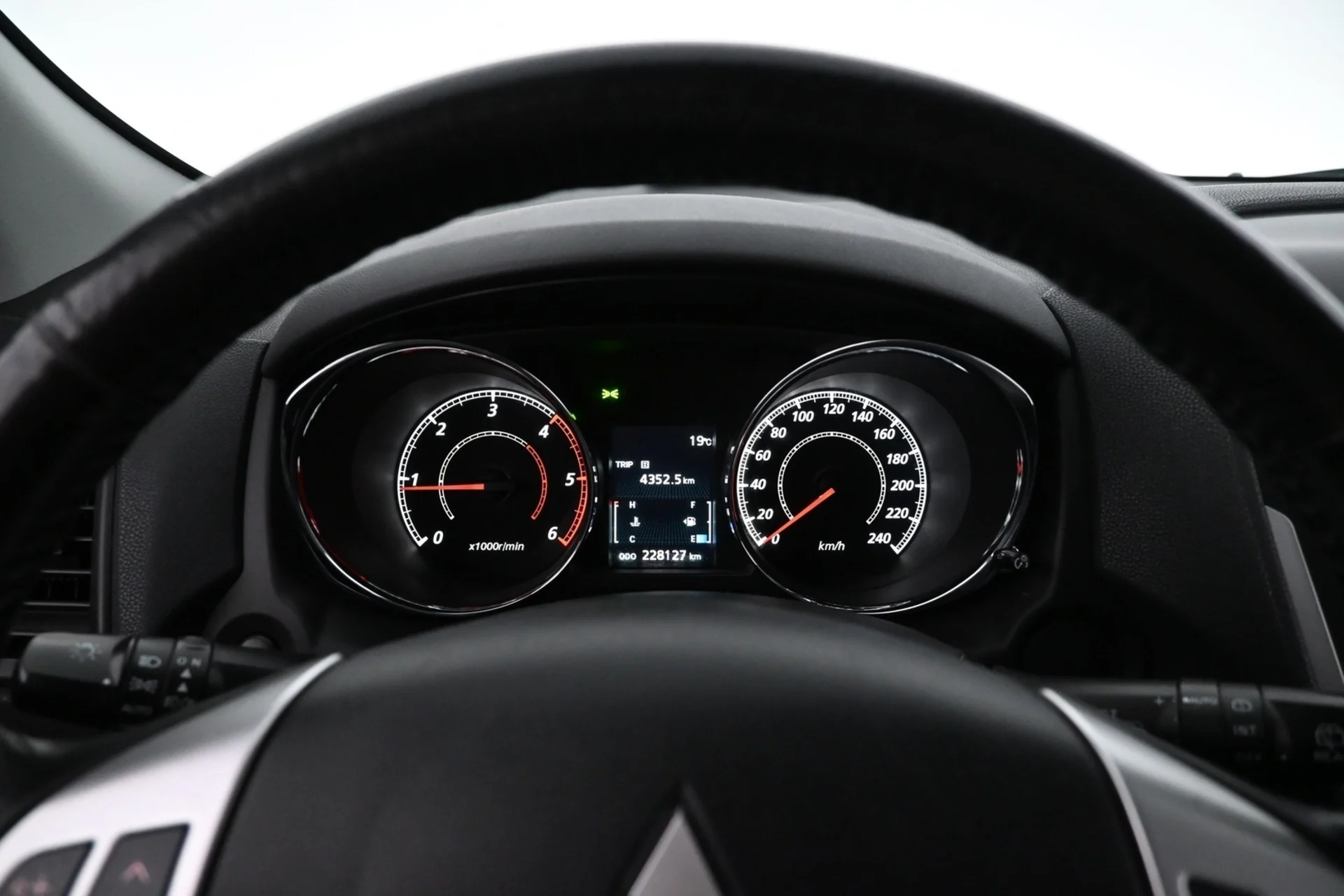 Car Image - 5JA4tuomamoD09FBQgOHwR