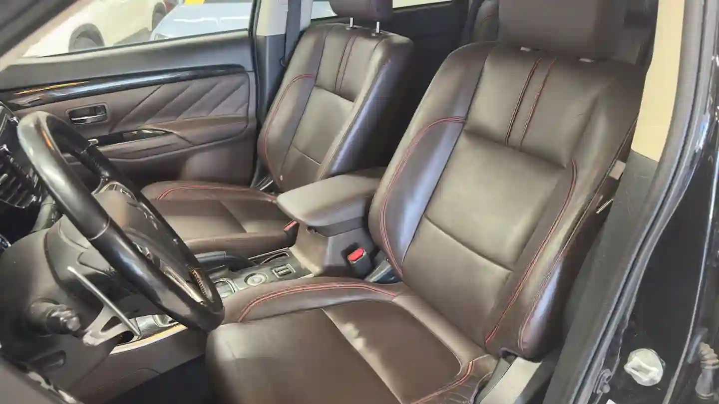 Car Image - 2al6FEdZ6H6WhMz0dQvOtM