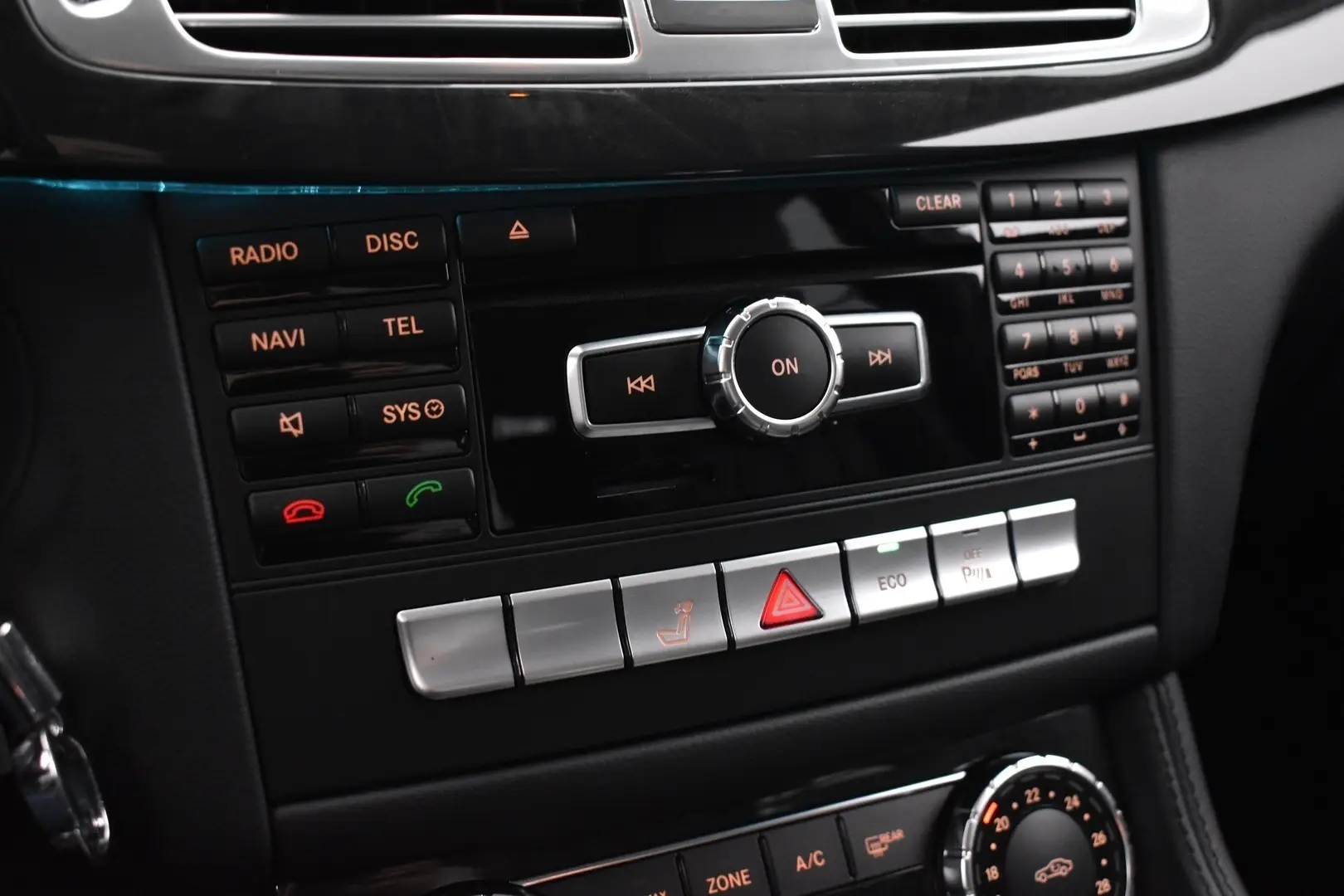Car Image - VurVjVvmMNL2wUOImGjru