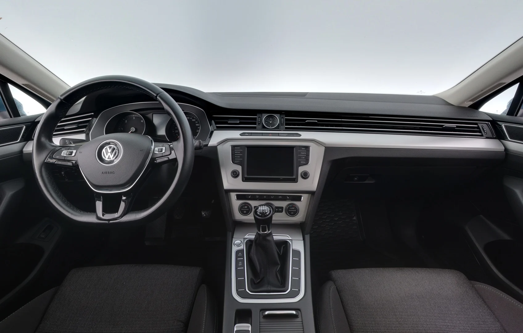 Car Image - gYQnADnfo8858KXRKjg7I