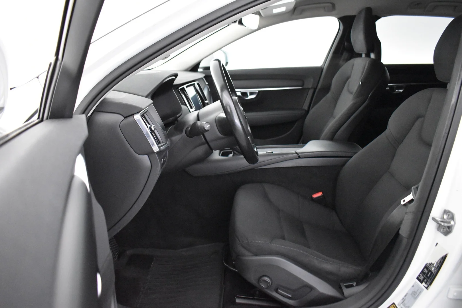 Car Image - 2QgY8eVOiAL9ELqqtLT2Q
