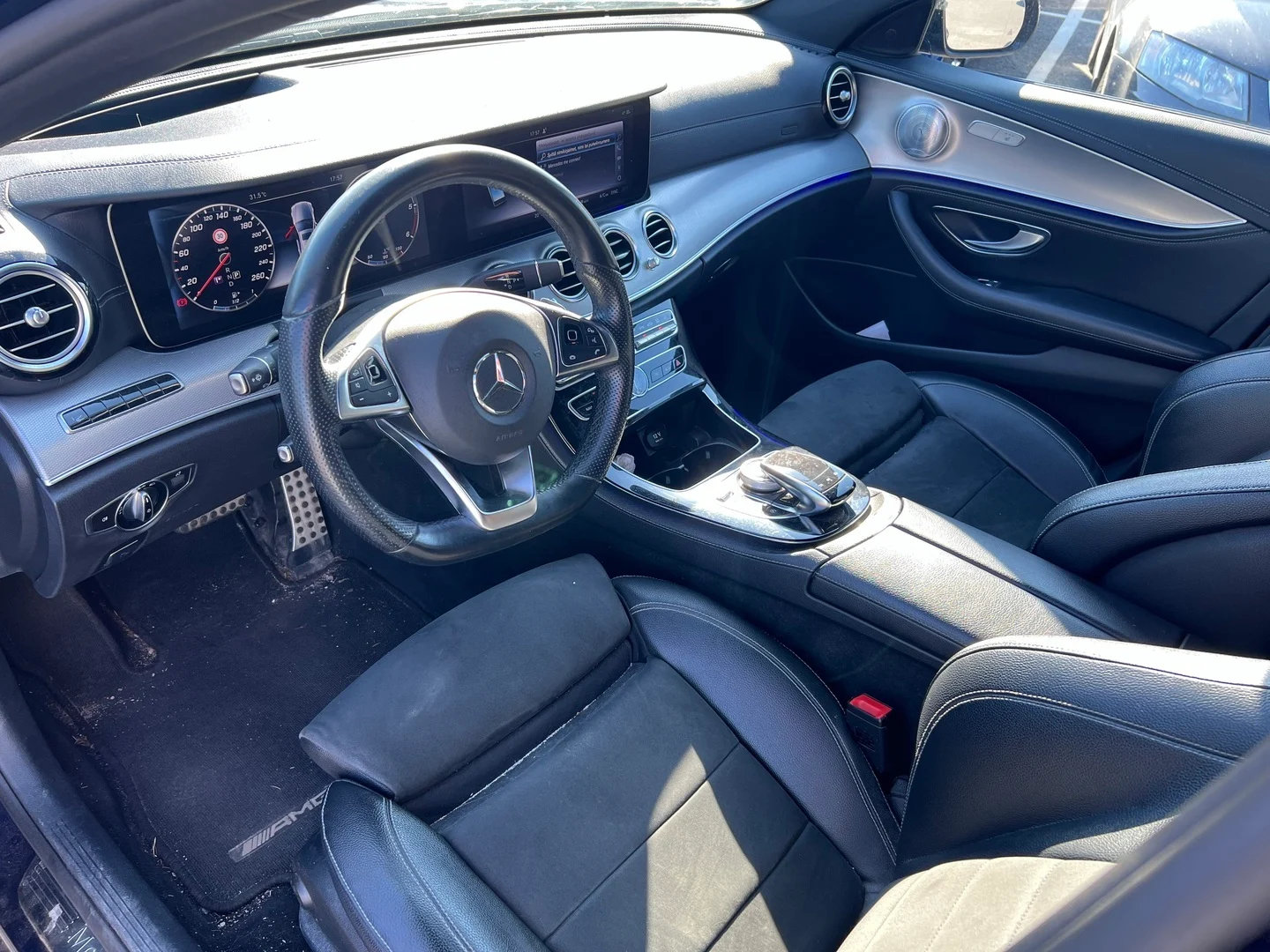 Car Image - 5Geb9m1OB2gBN4g7cWbpBY