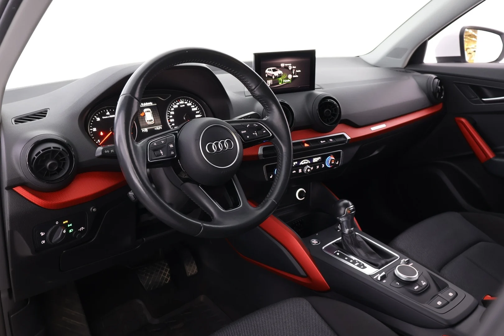 Car Image - UUAVC1WPwR9KHyCfC6ymS