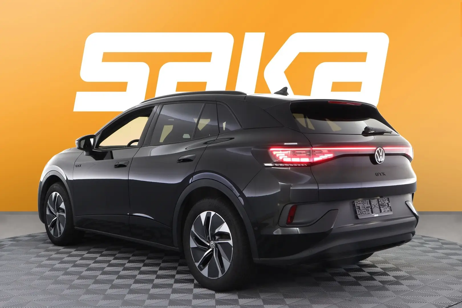 Car Image - KGqfZYhpfTsrwNG34czfg