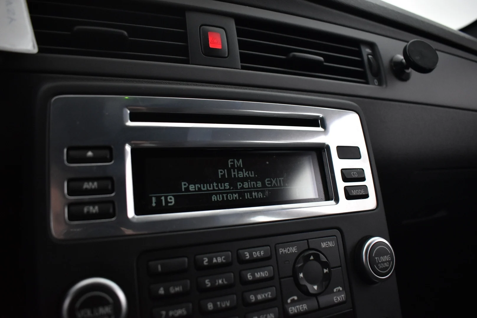 Car Image - 3uHdg8DNfKtLS3vcfZwMd4