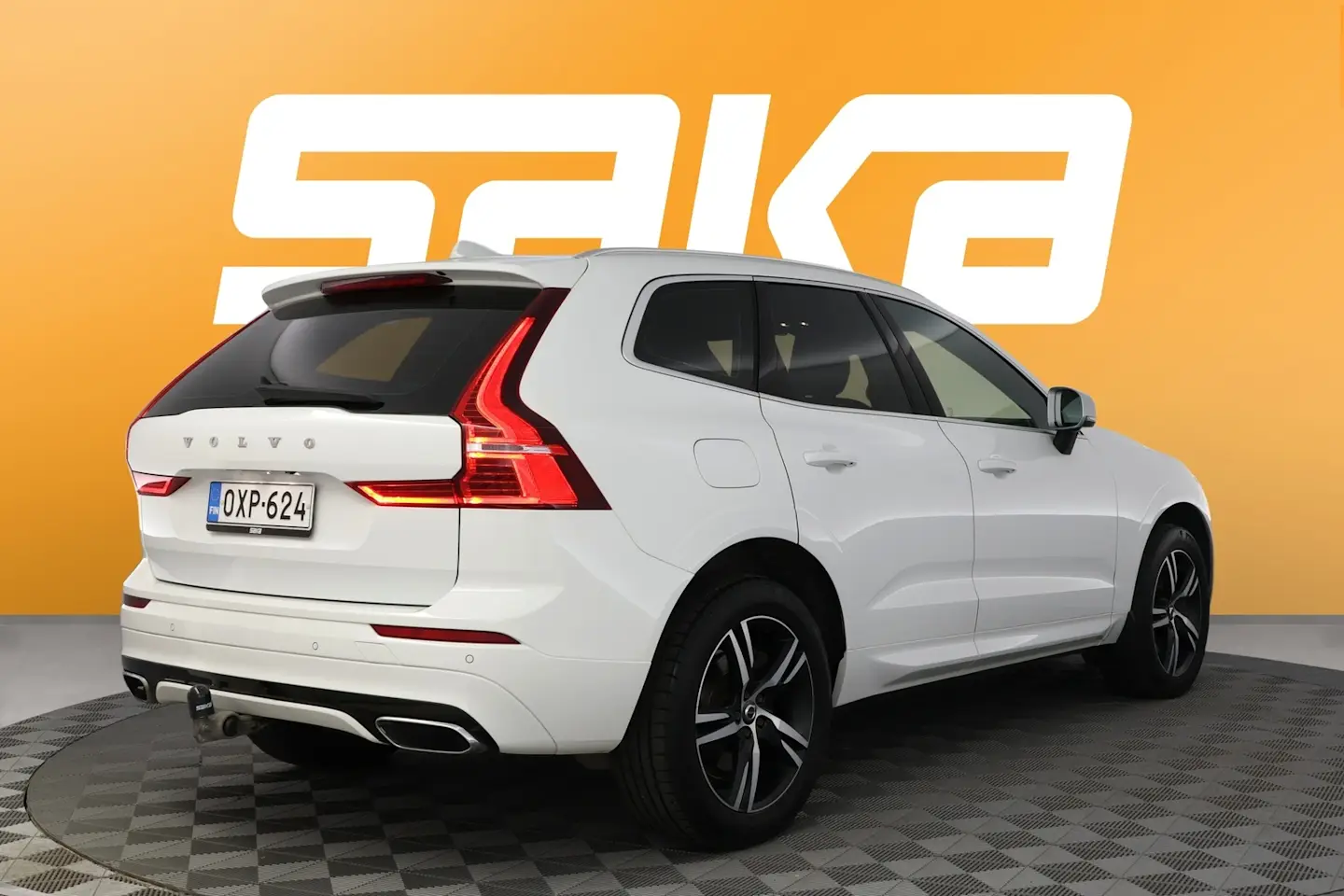 Car Image - 2yzWV51XqvpmKeDQhAbJEq