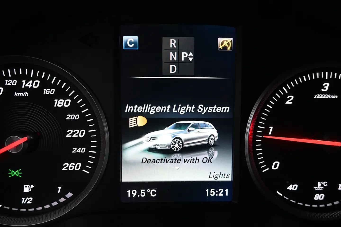 Car Image - 7lRZ0ycyLu7yAIVYkj0iPu