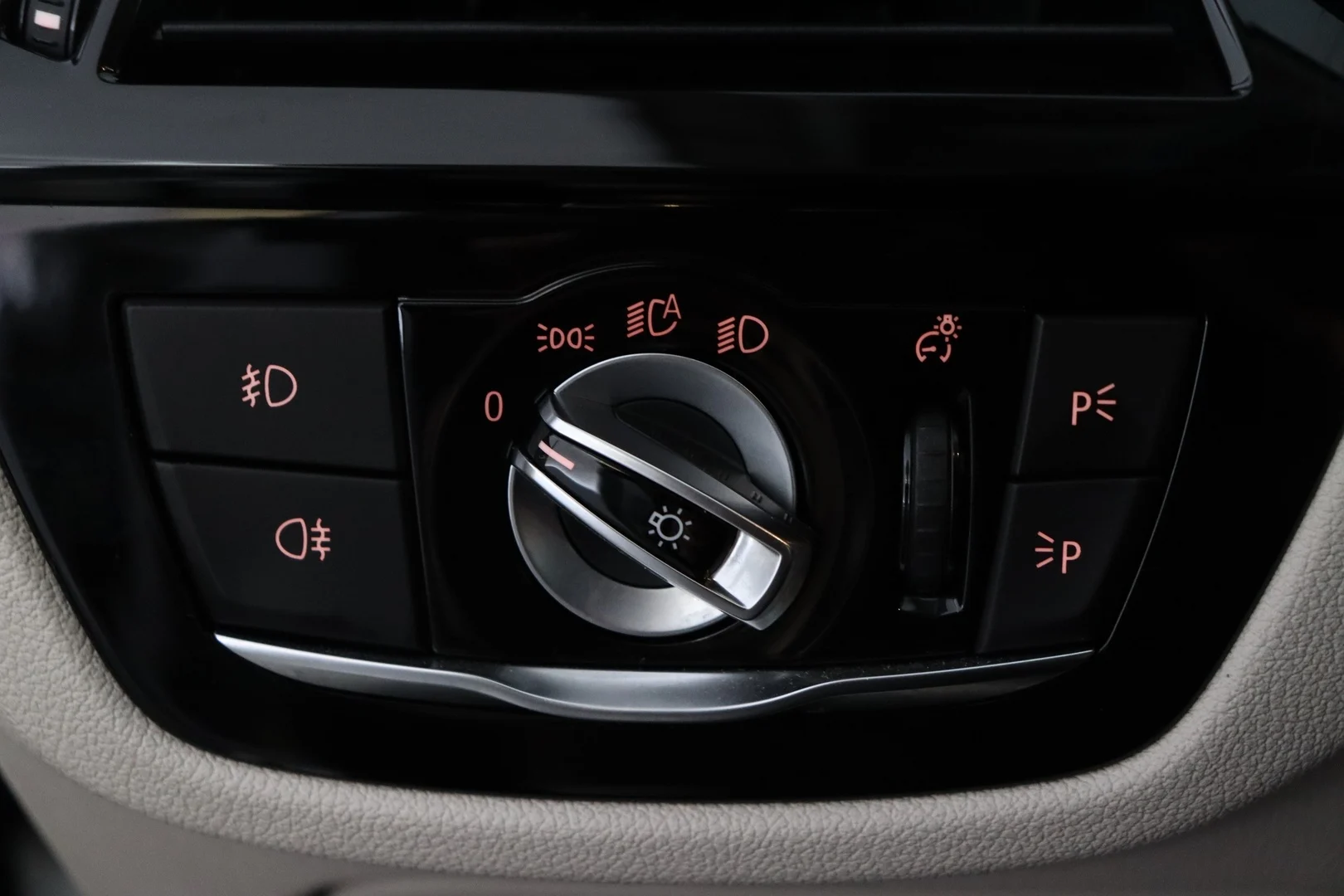Car Image - 7BtRW2m3EaS2XKuahvxfXh