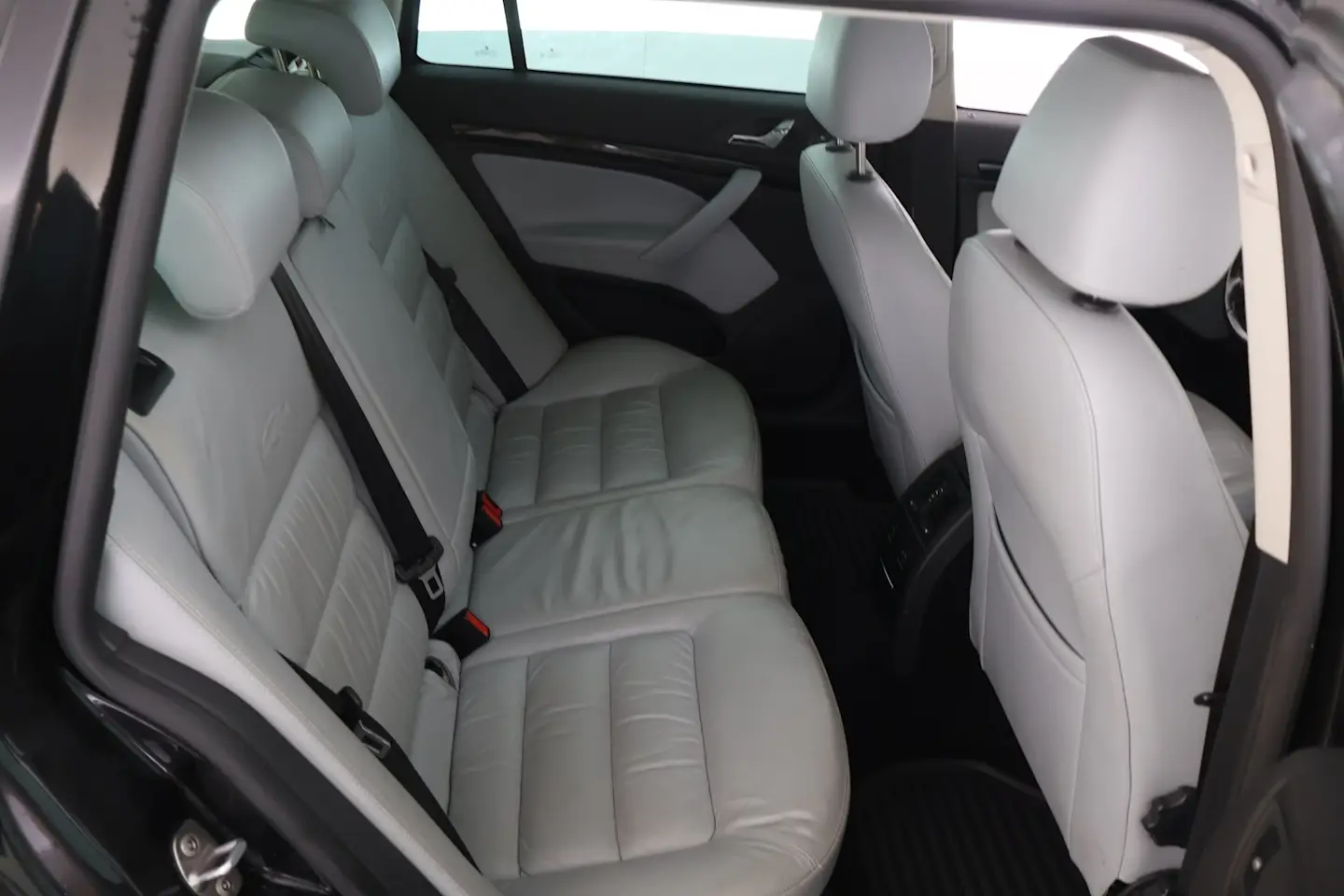 Car Image - 55ll8GIvsFOuuU0in3RYLy