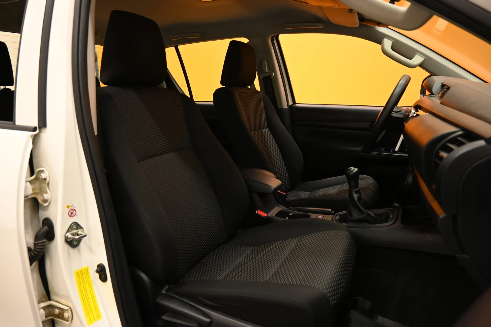 Car Image - 3OC1BzrSlfAsYznJZD0q2a